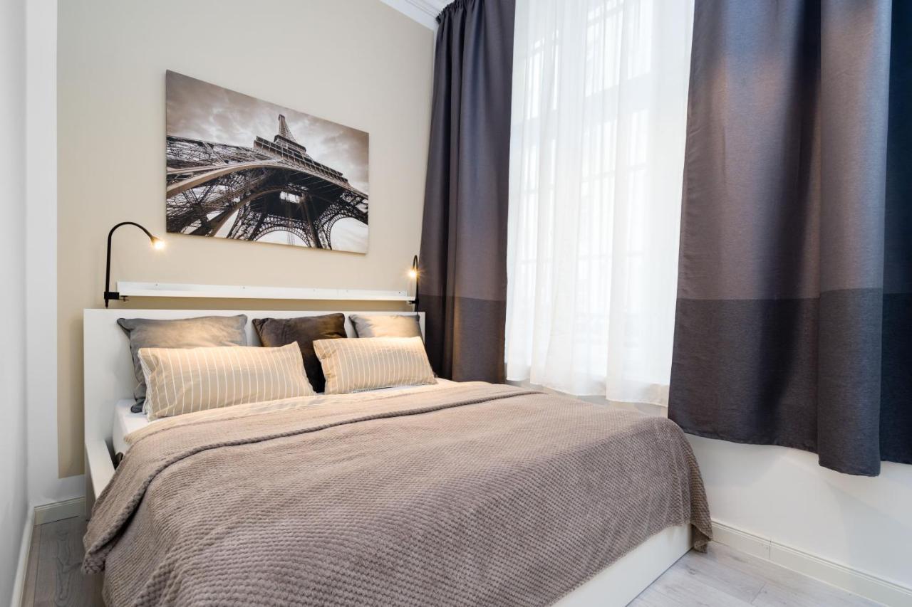 The Lohmeyerstr Vh Links, 2 Bedroom Up To 5 People ベルリン エクステリア 写真